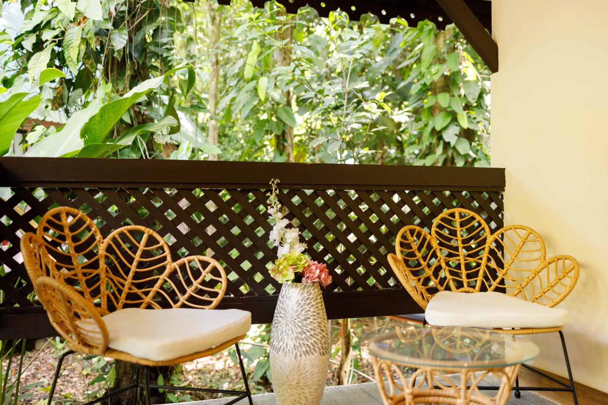 Almonds & Corals Boutique Hotel Puerto Viejo de Talamanca Buitenkant foto